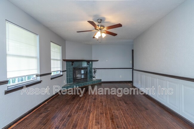 Primary Photo - 6601 Bay Cir Dr