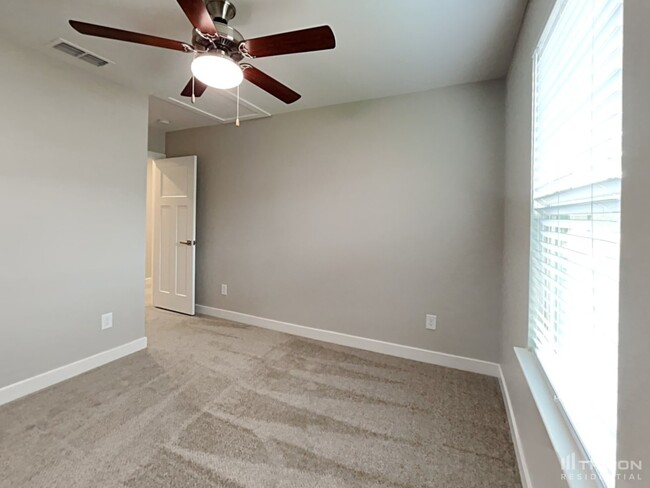 Building Photo - 1507 Bailiff Ct SW