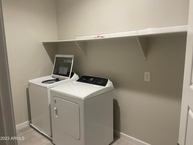 Building Photo - 4848 E Muriel Dr