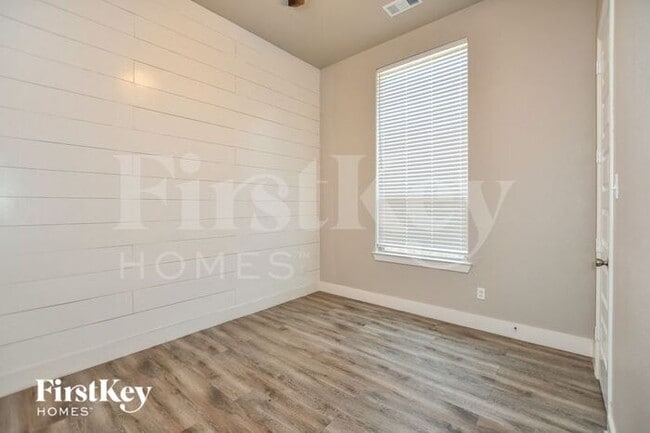 Building Photo - 1609 San Donato Ln