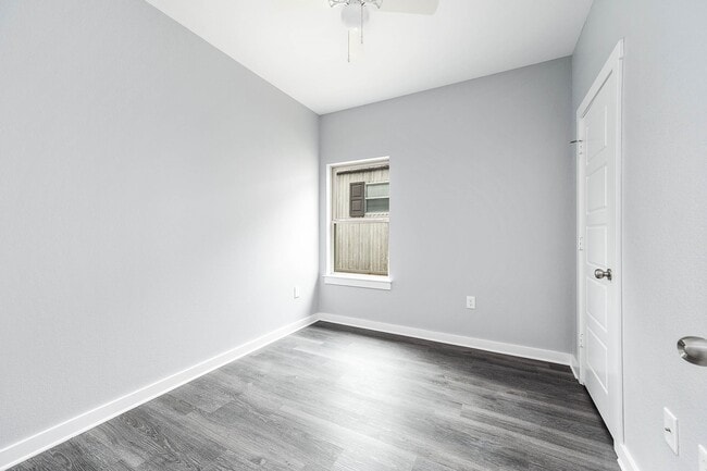 Building Photo - 16981 Glenheath St