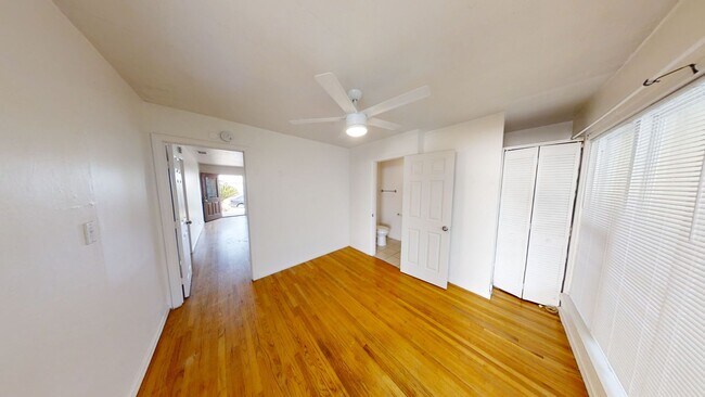 Building Photo - 3BD/2BA on Dorothy Drive!
