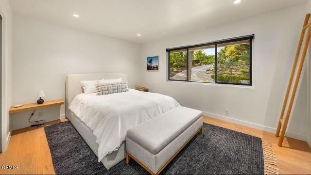 Building Photo - 565 Del Oro Dr