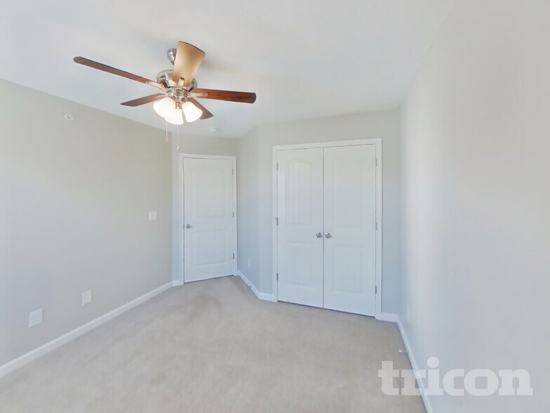 Building Photo - 383 Middleton Ln