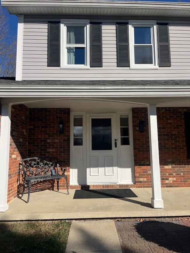 Building Photo - Spacious, Fully Updated Home with Walkout Basement on a Mature Lot