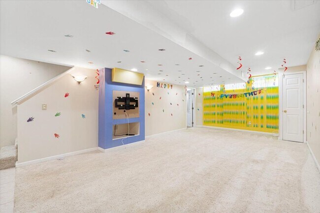 Building Photo - 208 Kylewood Ct