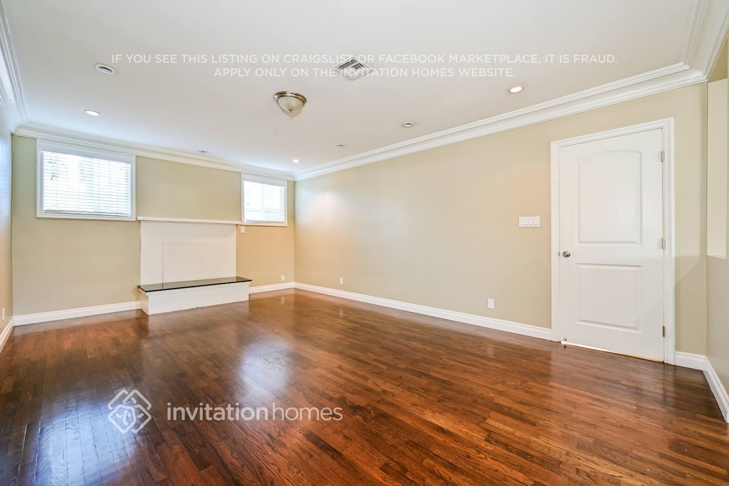 Building Photo - 7800 Radford Ave