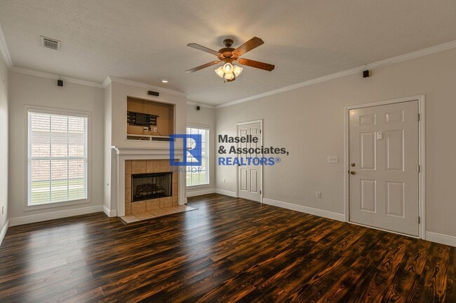 Building Photo - 3 Bed/2 Bath Home in Lennox in Brandon