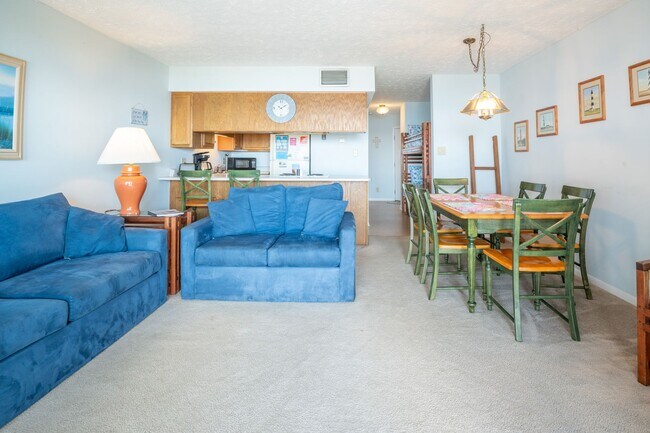 Building Photo - COZY AND QUAINT FURNISHED OFF-SEASON WINTER GETAWAY