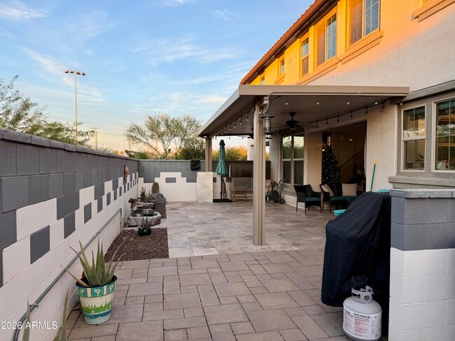 Building Photo - 4961 S Turbine