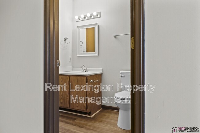 Building Photo - 3186 Beaver Creek Dr