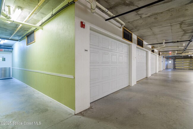 Building Photo - 7128 Marbella Ct