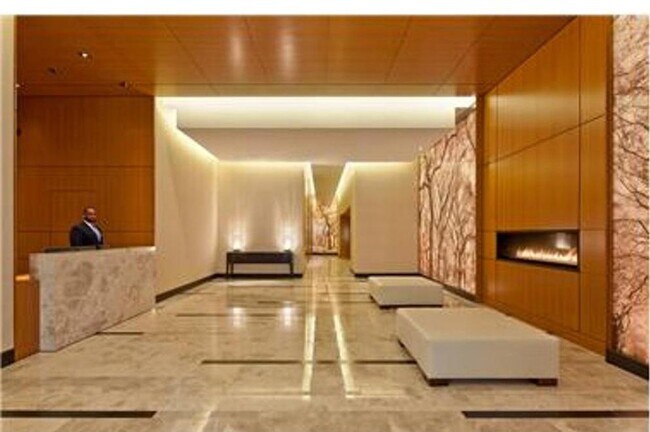 Building Photo - 333 E 91st St