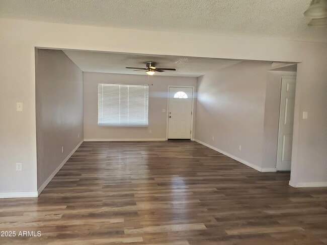Building Photo - 1511 E Desert Dr