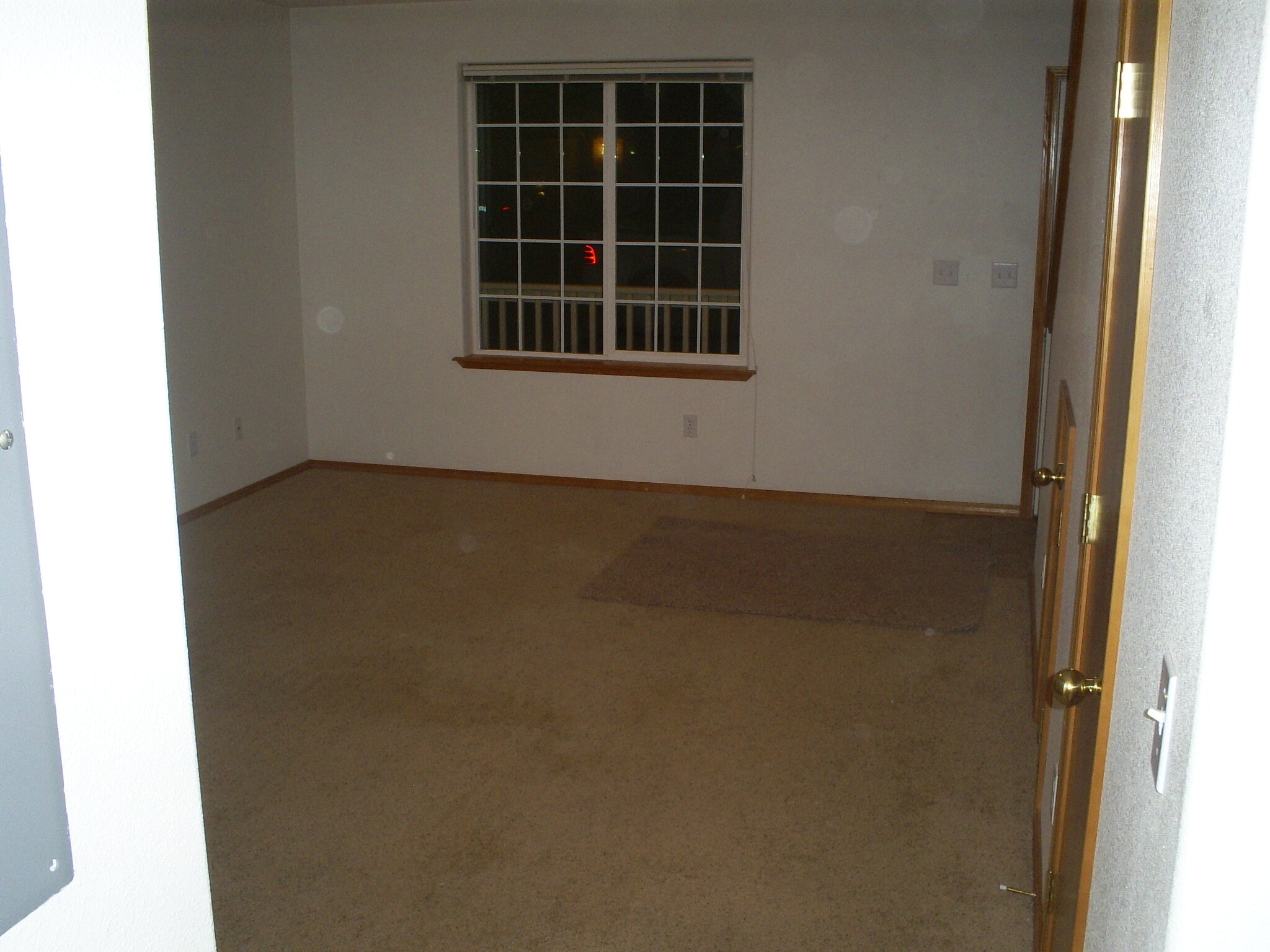 living room - 1914 Sunset Dr