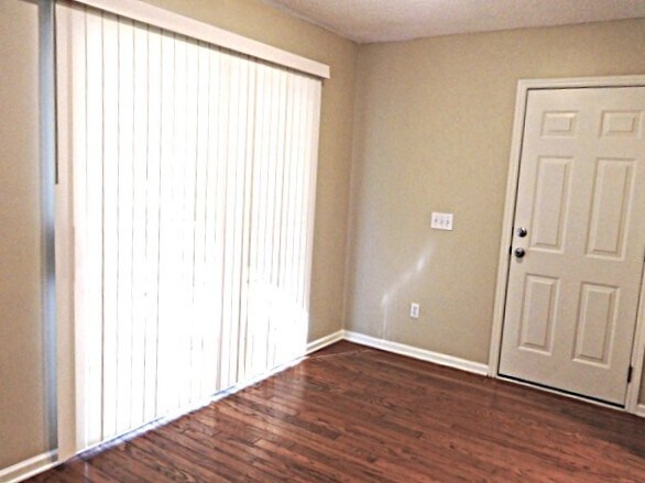 Building Photo - 111 Kilpatrick Ct