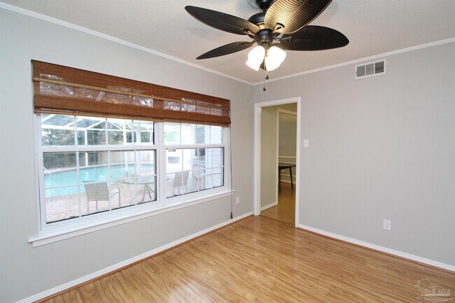 Building Photo - 4206 Lynn Ora Dr