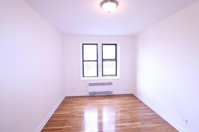 Building Photo - 2 bedroom in FLUSHING NY 11354