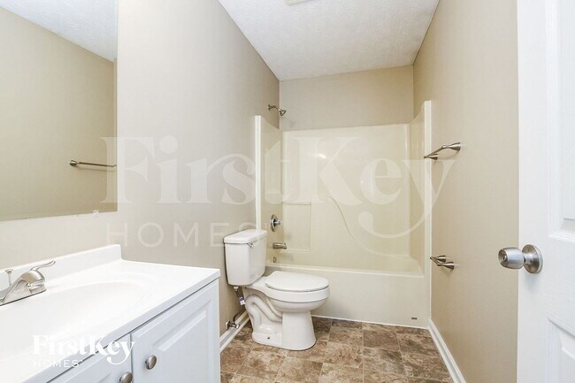 Building Photo - Single Family Home