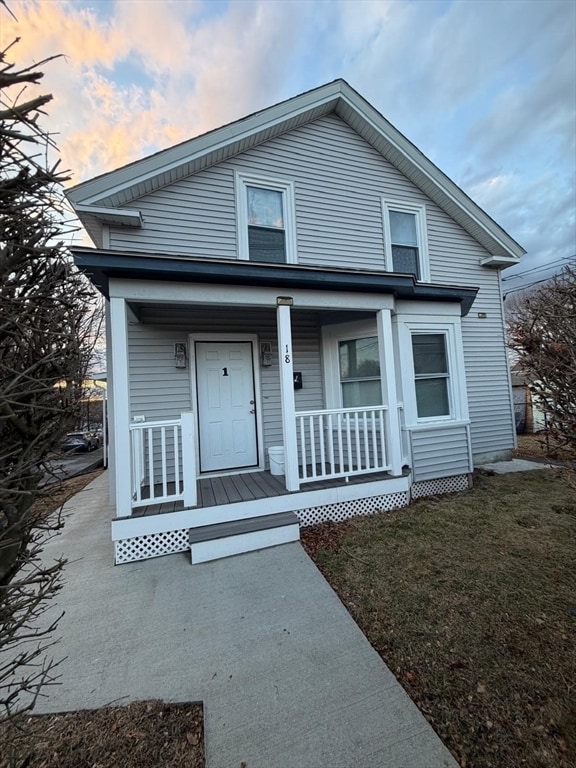 Building Photo - 18 Harris St