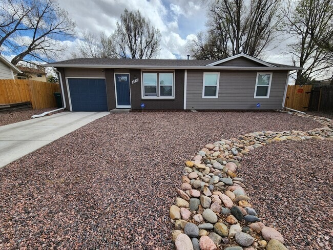 Building Photo - 4850 Hunters Run