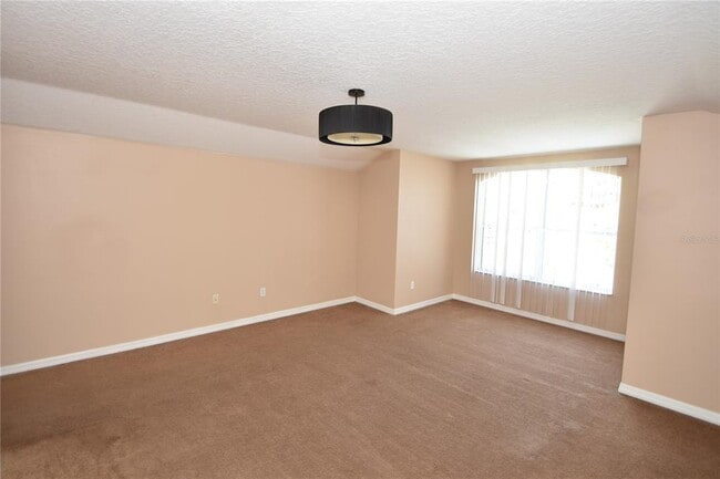 Building Photo - 13 Sergeant Ct