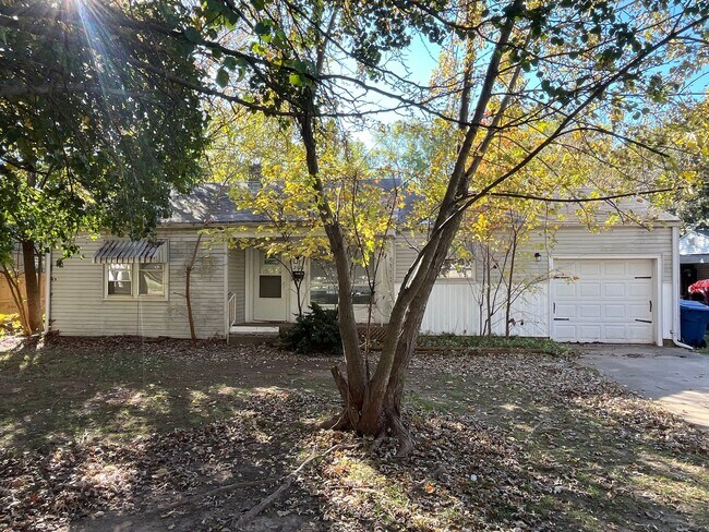 Step inside! You will love what you see. - Step inside!  You will love what you see.