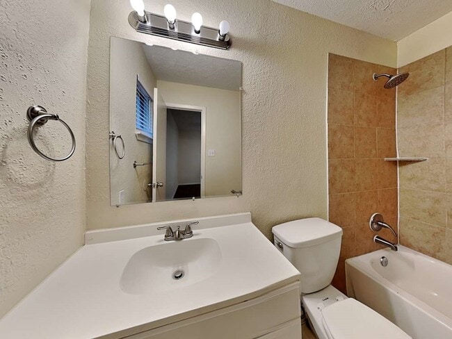 Building Photo - 8502 Avington Rd