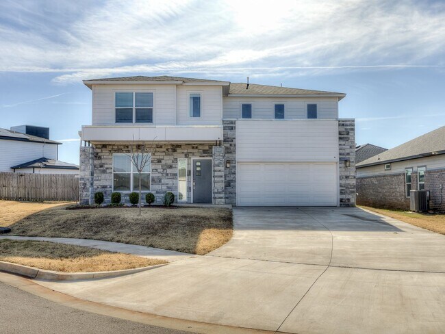 Building Photo - 508 NW 176th Terrace