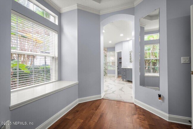 Building Photo - 577 Golden Links Dr