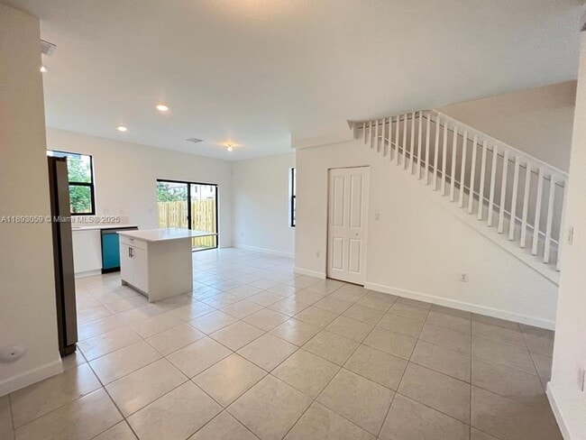 Building Photo - 24628 SW 118 Ct