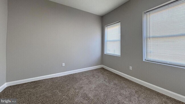 Building Photo - 2527 S Felton St