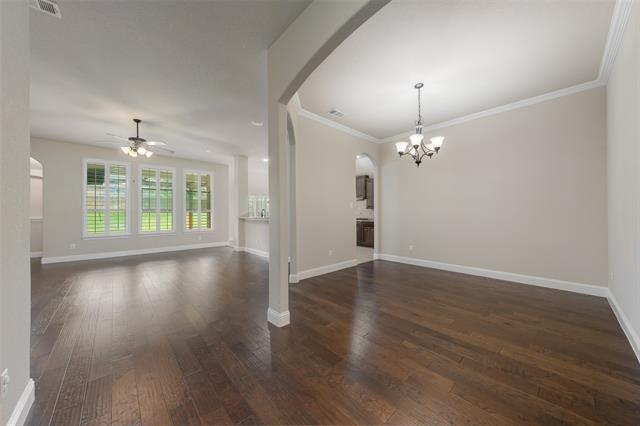 Building Photo - 206 Covington Dr