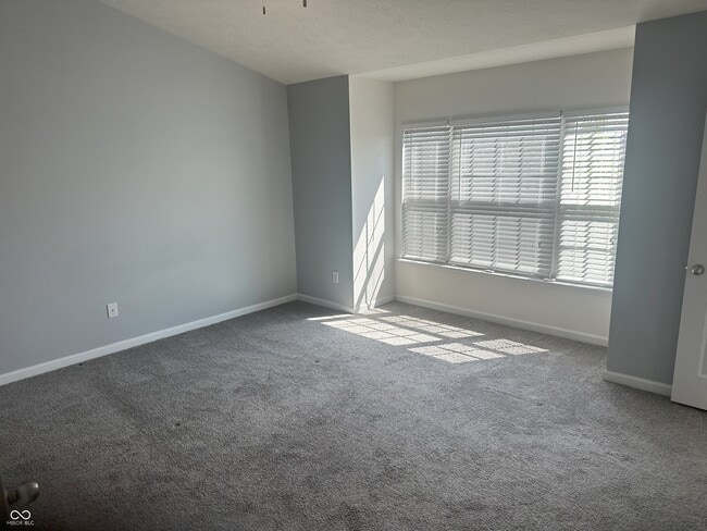 Building Photo - 11461 Reagan Dr