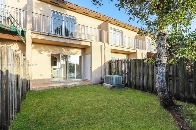 Building Photo - 17166 SW 138th Ct