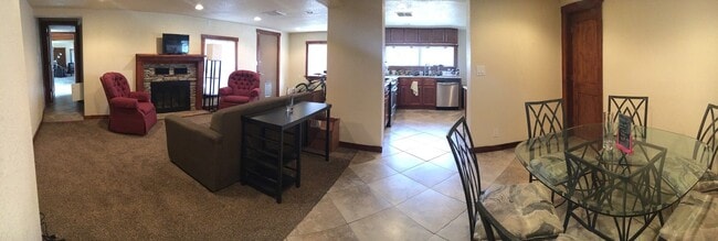 Building Photo - Reduced Rent | 5BD/3BA Home Near Pearl St, CU, Hiking, Park |