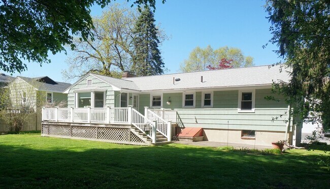Building Photo - 26 Fay Ln