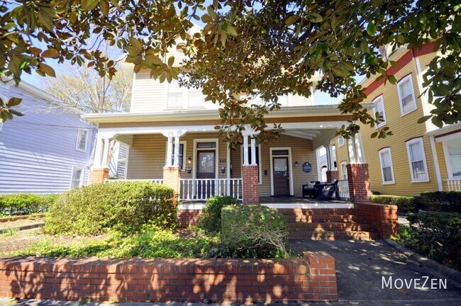 Building Photo - 111 Church St