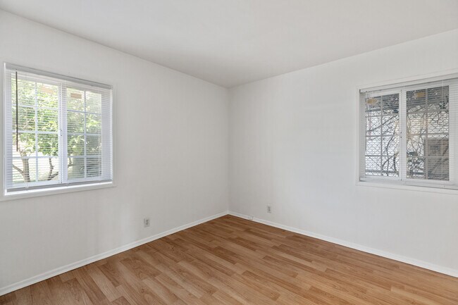 Building Photo - 6237 Afton Pl