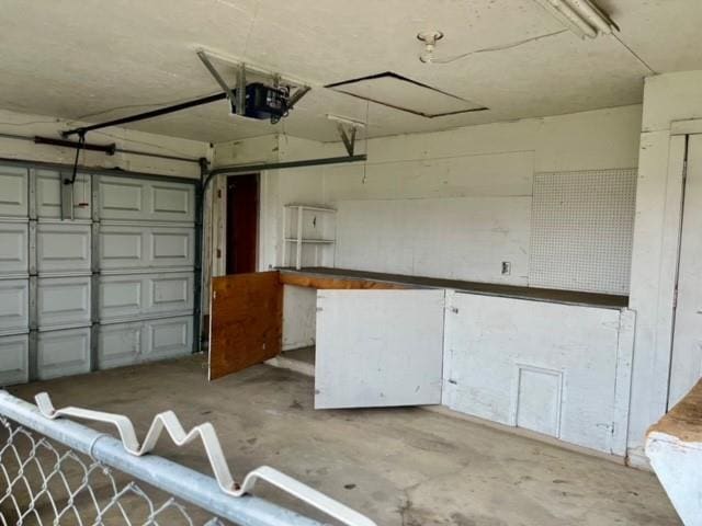 Building Photo - 6451 Woodbeach Dr