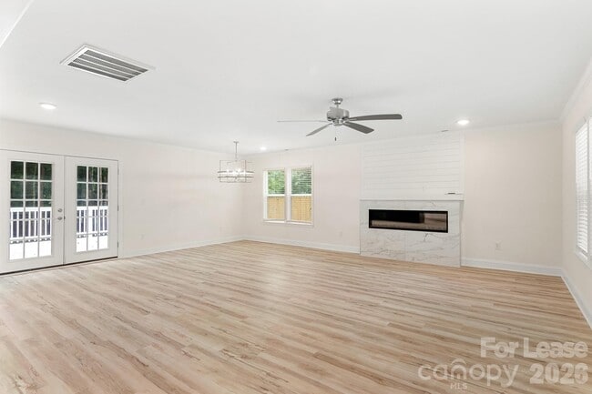 Building Photo - 116 Maple Grove Church Rd