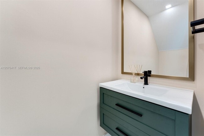 Building Photo - 14325 SW 121st Pl