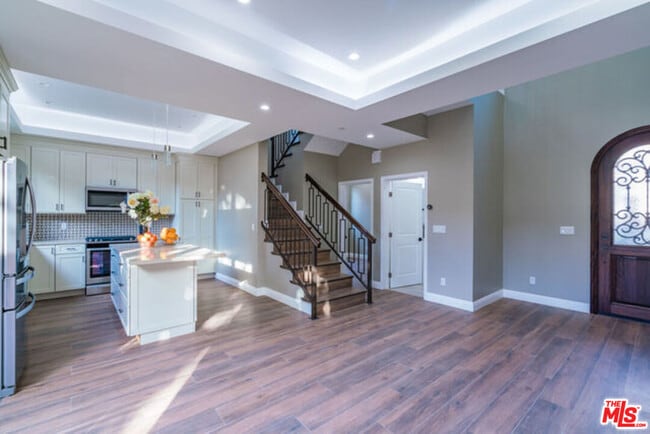 Building Photo - 3035 Wesley St