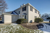 Building Photo - 2702 Ashford Ct