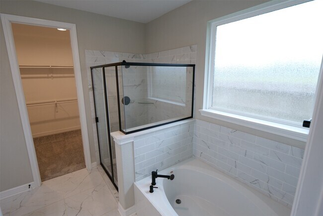 Building Photo - 25907 Rose Frost Ct