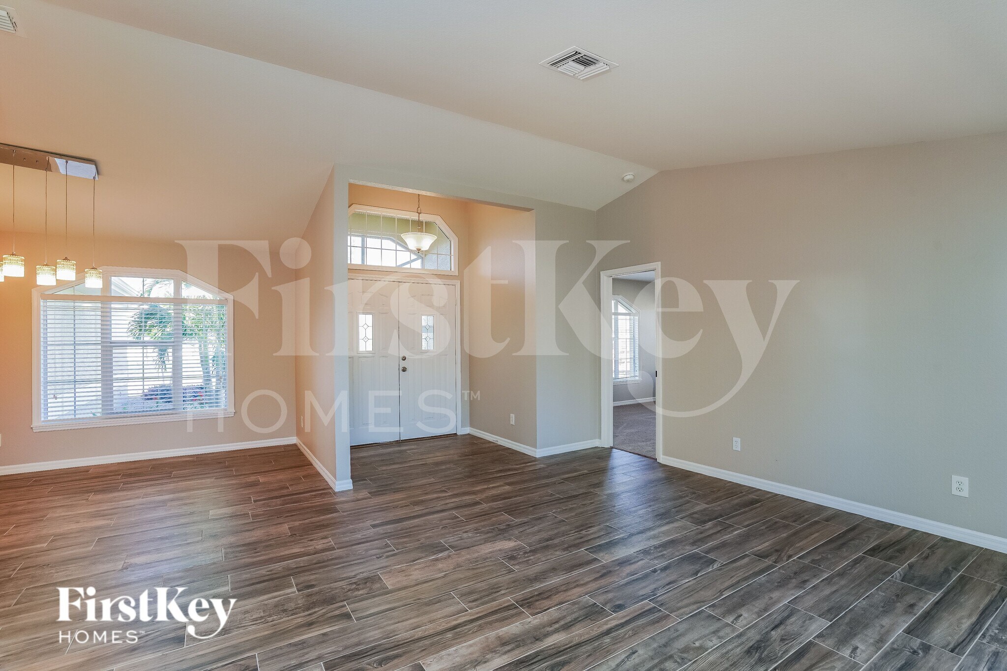 Building Photo - 1821 NW 23rd Ave