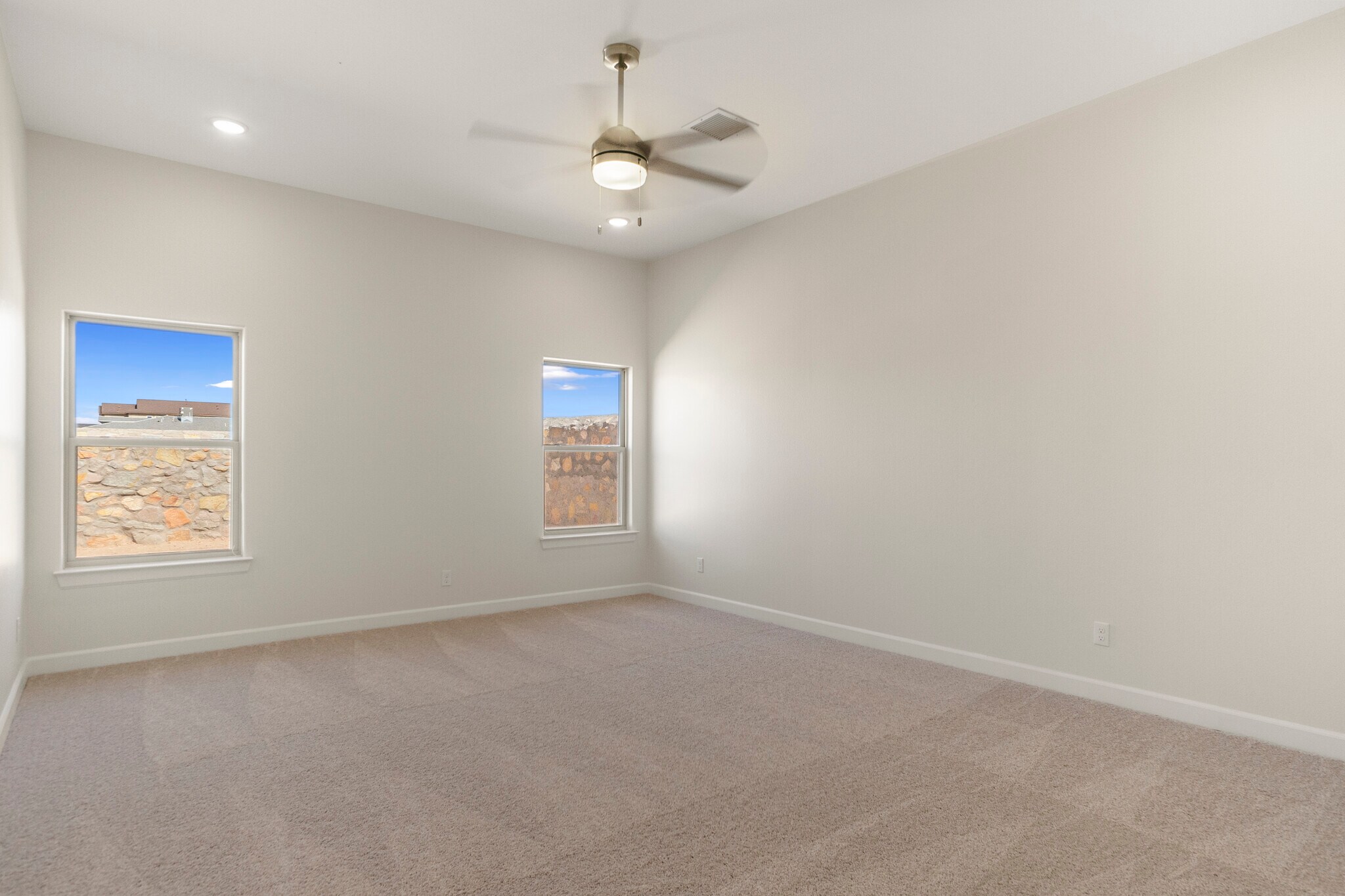 Building Photo - 360 Playa Vista St