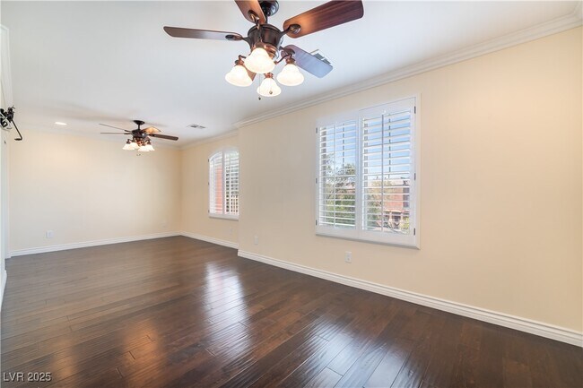 Building Photo - 9906 Stiges St