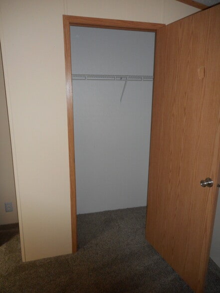 Building Photo - 10543 Emberwood Dr