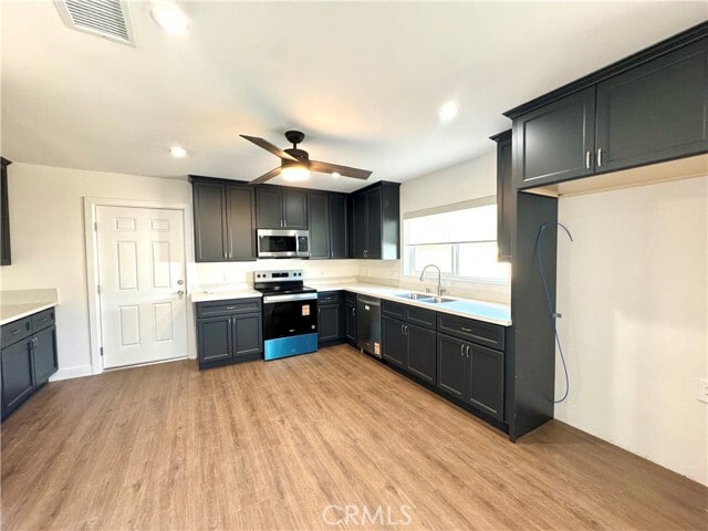 Building Photo - 14062 Carfax Ave